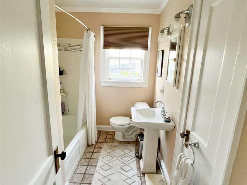 271 Brook Street, Waynesville, NC 28786.  MLS# CAR4372339, YatesRealty ID 13906. 
