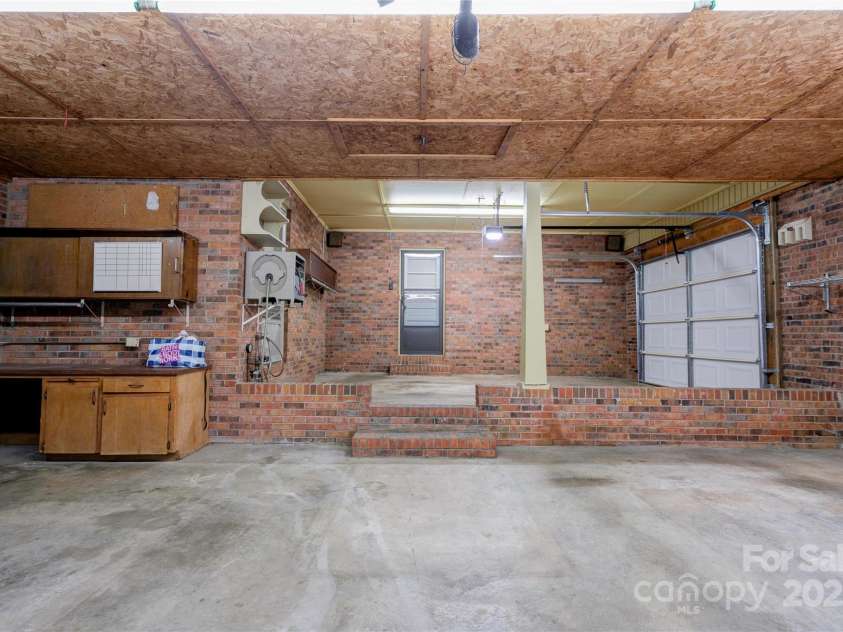 1701 Cedar Creek Road, Shelby, NC 28152.  MLS# CAR4298756, YatesRealty ID 13907. Garage