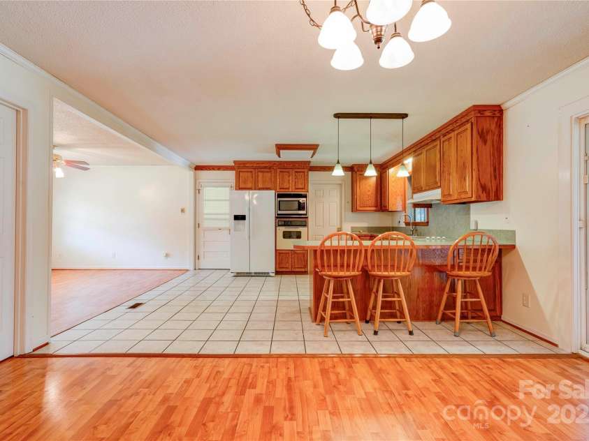1701 Cedar Creek Road, Shelby, NC 28152.  MLS# CAR4298756, YatesRealty ID 13907. Kitchen