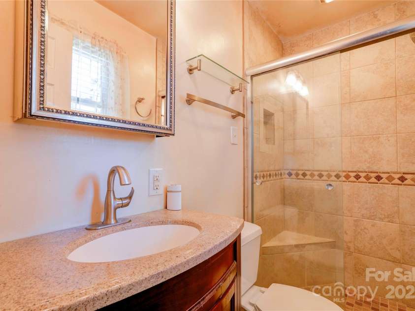 1701 Cedar Creek Road, Shelby, NC 28152.  MLS# CAR4298756, YatesRealty ID 13907. Primary Bath