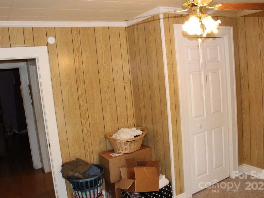 68 Rector Street, Tryon, NC 28782.  MLS# CAR4254704, YatesRealty ID 13907. 