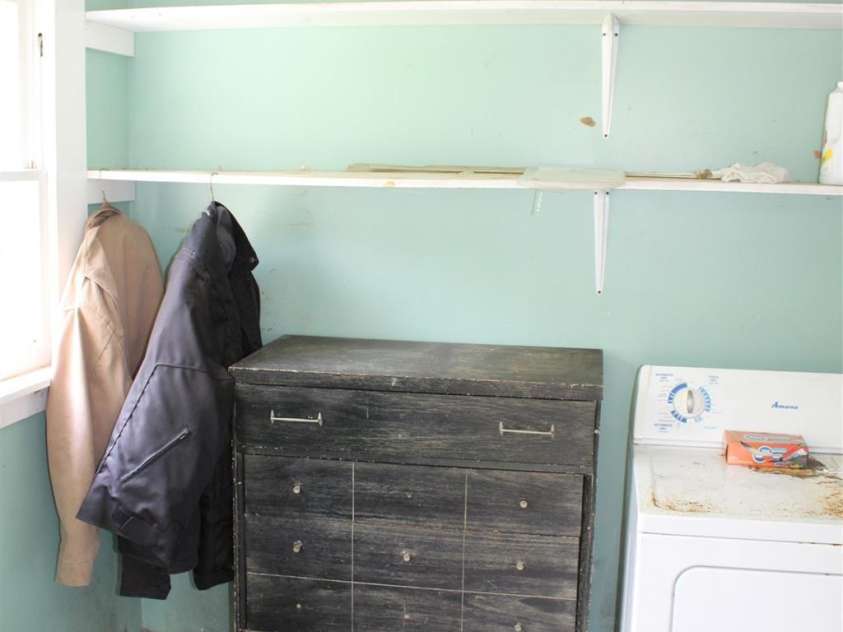 68 Rector Street, Tryon, NC 28782.  MLS# CAR4254704, YatesRealty ID 13907. 