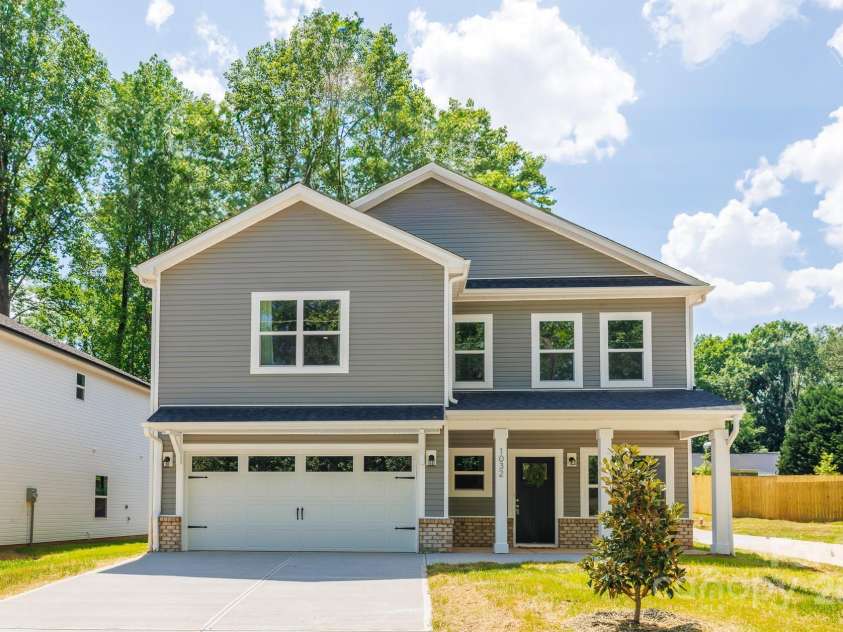 1032 Dooley Drive, Charlotte, NC 28227.  MLS# CAR4244001, YatesRealty ID 13908. 