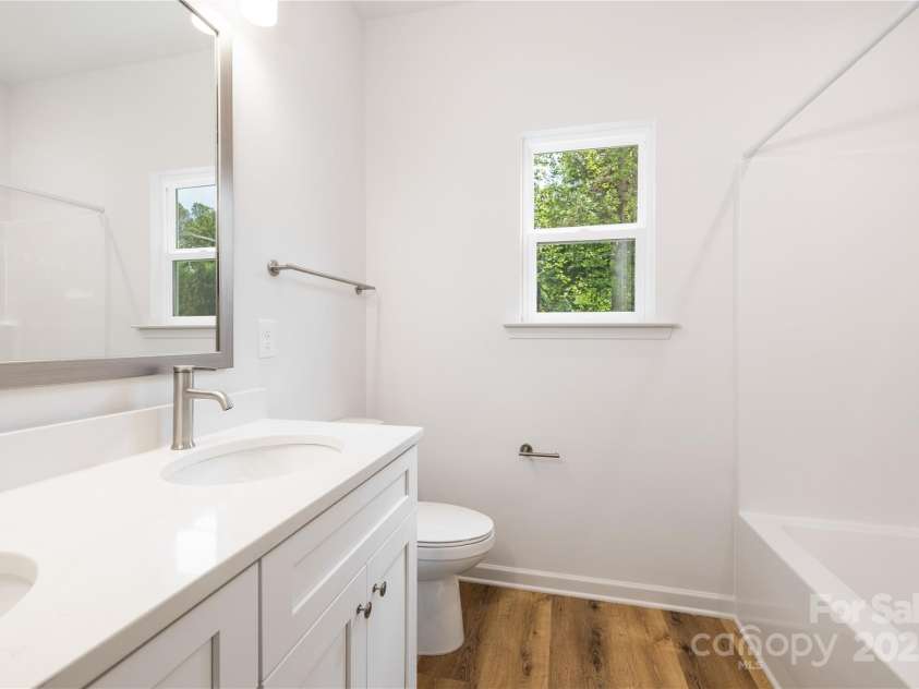 1032 Dooley Drive, Charlotte, NC 28227.  MLS# CAR4244001, YatesRealty ID 13908. 