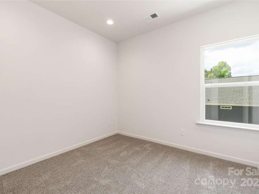 1032 Dooley Drive, Charlotte, NC 28227.  MLS# CAR4244001, YatesRealty ID 13908. 