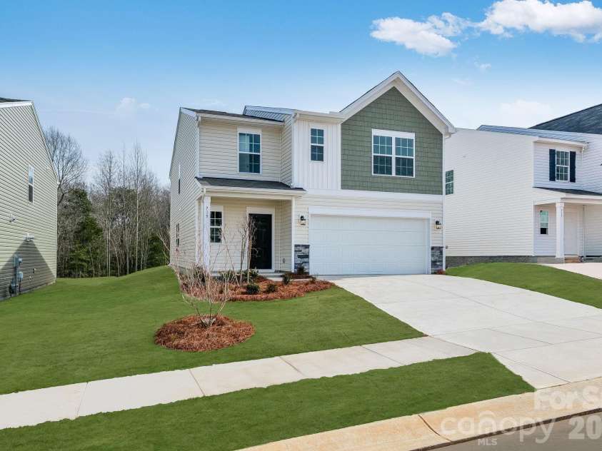 715 Espresso Drive, Shelby, NC 28152.  MLS# CAR4362764, YatesRealty ID 13908. 