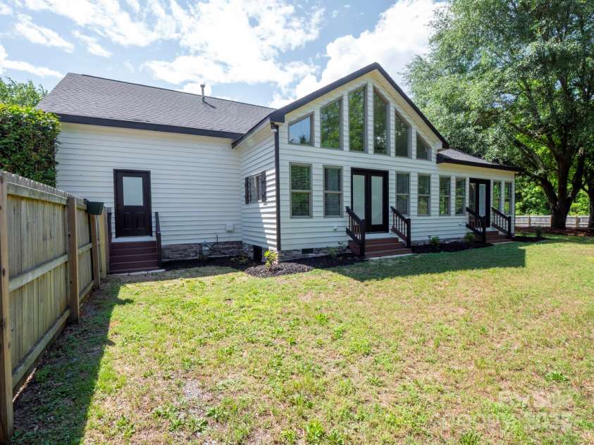 1111 Unionville Church Road, Monroe, NC 28110.  MLS# CAR4257524, YatesRealty ID 13911. 