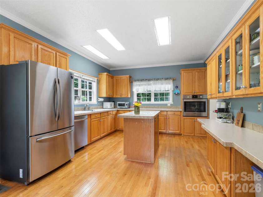 33 Copper Penny Lane, Burnsville, NC 28714.  MLS# CAR4357668, YatesRealty ID 13912. 