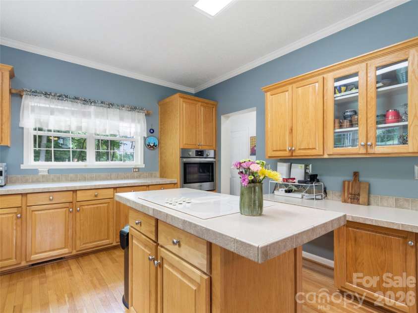 33 Copper Penny Lane, Burnsville, NC 28714.  MLS# CAR4357668, YatesRealty ID 13912. 