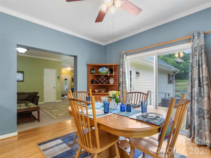 33 Copper Penny Lane, Burnsville, NC 28714.  MLS# CAR4357668, YatesRealty ID 13912. 