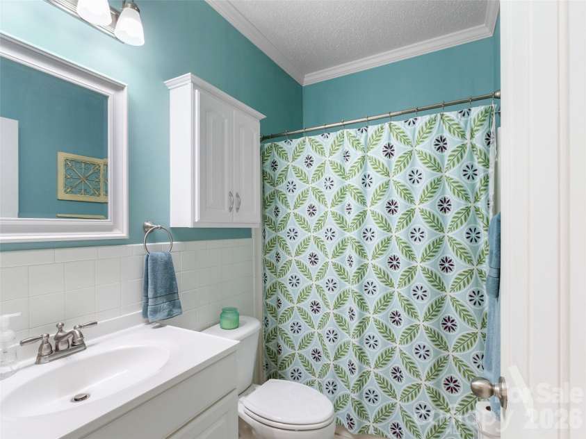 33 Copper Penny Lane, Burnsville, NC 28714.  MLS# CAR4357668, YatesRealty ID 13912. 
