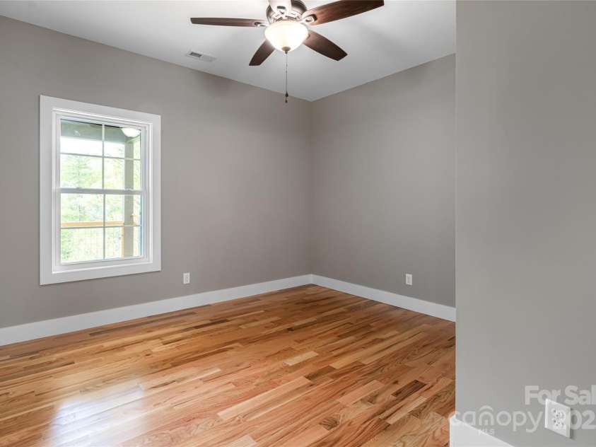 82 Arrowood Road, Weaverville, NC 28787.  MLS# CAR4233390, YatesRealty ID 13912. 