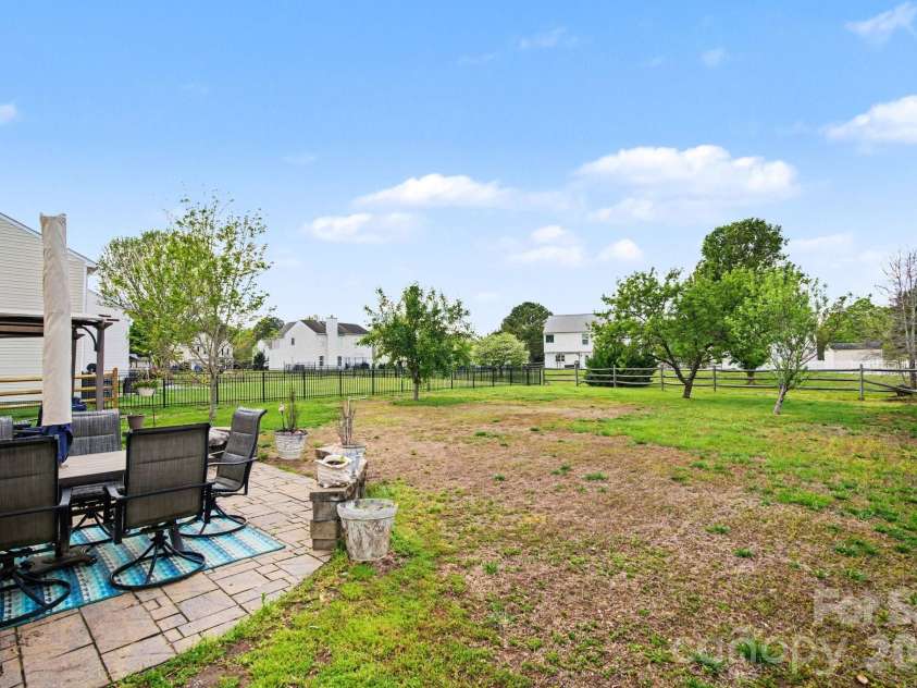 6128 Roseway Court, Harrisburg, NC 28075.  MLS# CAR4367717, YatesRealty ID 13913. 
