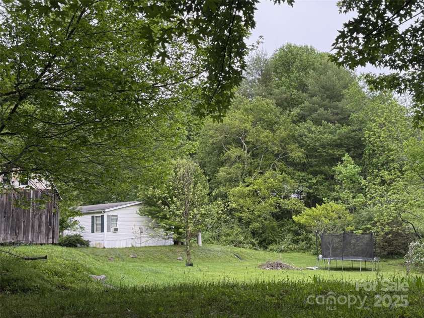 616/620 Pole Miller Extension, Brevard, NC 28712.  MLS# CAR4258327, YatesRealty ID 13913. 