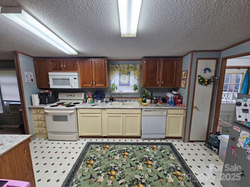 616/620 Pole Miller Extension, Brevard, NC 28712.  MLS# CAR4258327, YatesRealty ID 13913. 