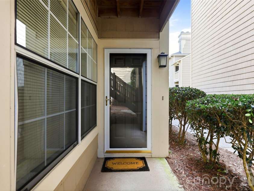 5007 Sharon Road, Charlotte, NC 28210.  MLS# CAR4356929, YatesRealty ID 13914. 