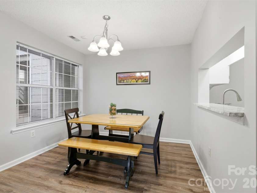 5007 Sharon Road, Charlotte, NC 28210.  MLS# CAR4356929, YatesRealty ID 13914. 