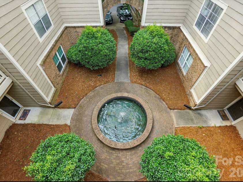 5007 Sharon Road, Charlotte, NC 28210.  MLS# CAR4419870, YatesRealty ID 13914. 