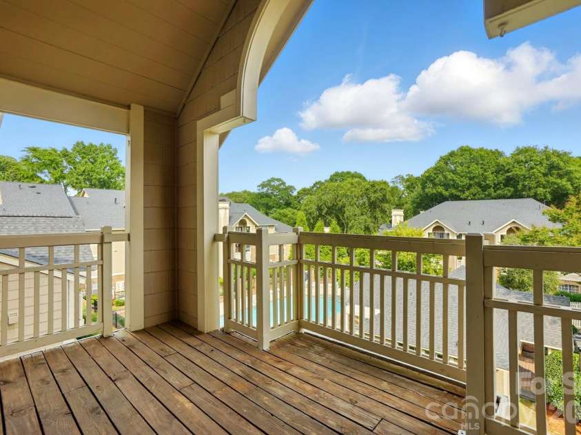 5007 Sharon Road, Charlotte, NC 28210.  MLS# CAR4419870, YatesRealty ID 13914. 