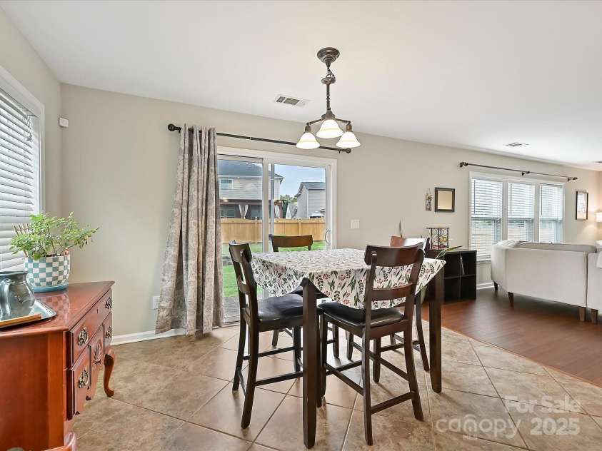 6224 Woodland Commons Drive, Charlotte, NC 28269.  MLS# CAR4250818, YatesRealty ID 13914. 