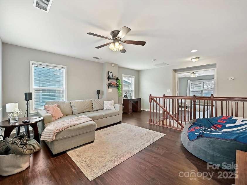 6224 Woodland Commons Drive, Charlotte, NC 28269.  MLS# CAR4250818, YatesRealty ID 13914. 