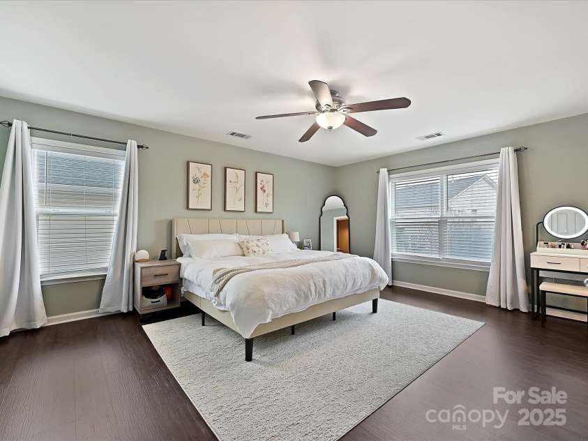 6224 Woodland Commons Drive, Charlotte, NC 28269.  MLS# CAR4250818, YatesRealty ID 13914. 