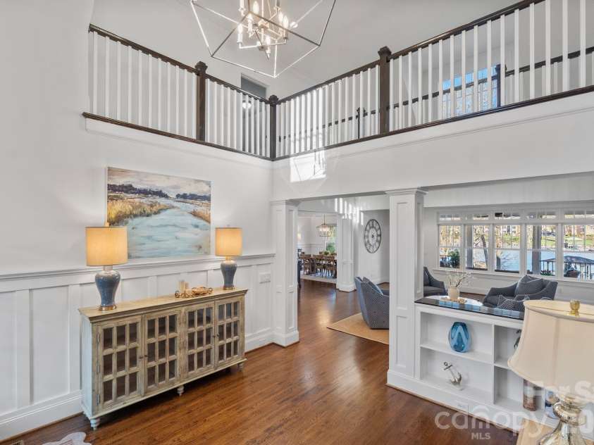 18380 Nantz Road, Cornelius, NC 28031.  MLS# CAR4357588, YatesRealty ID 13915. Foyer