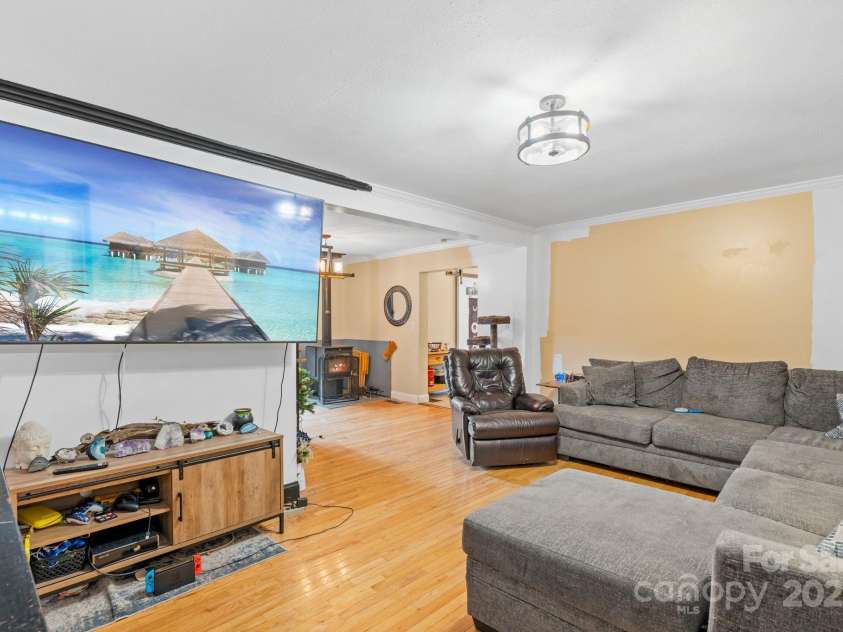 308 Browntown Road, Leicester, NC 28748.  MLS# CAR4216858, YatesRealty ID 13916. 