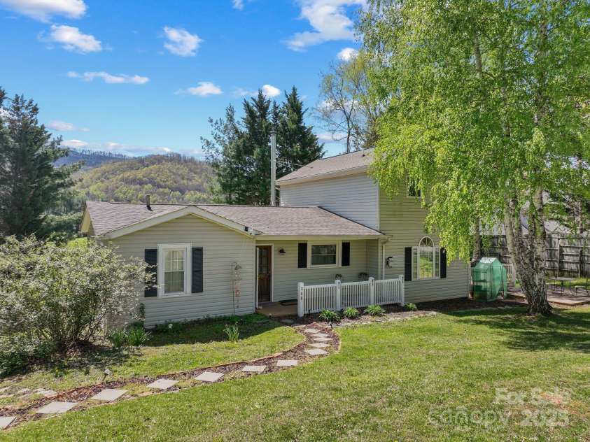 308 Browntown Road, Leicester, NC 28748.  MLS# CAR4216858, YatesRealty ID 13916. 