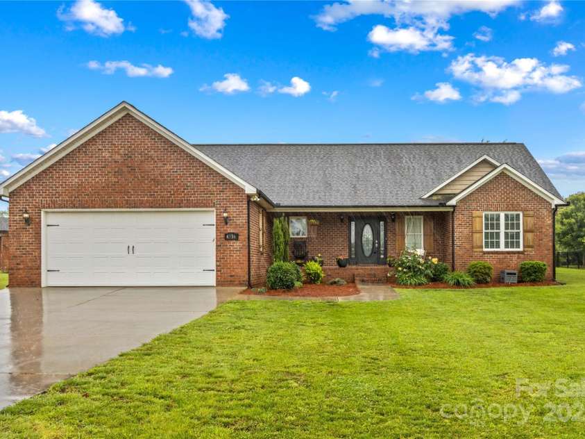 4336 Hunter Rhyne Road, Lincolnton, NC 28092.  MLS# CAR4257970, YatesRealty ID 13917. 4336 Hunter Rhyne Rd Lincolnton NC 28092
