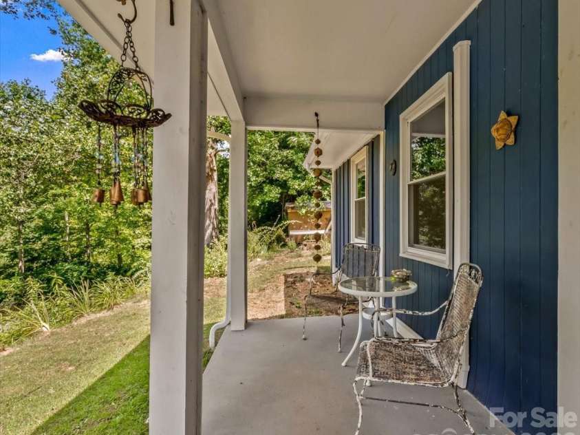 1280 Old Mine Fork Road, Burnsville, NC 28714.  MLS# CAR4400499, YatesRealty ID 13919. 