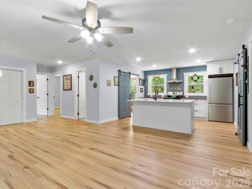 1280 Old Mine Fork Road, Burnsville, NC 28714.  MLS# CAR4400499, YatesRealty ID 13919. 