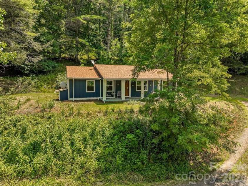 1280 Old Mine Fork Road, Burnsville, NC 28714.  MLS# CAR4400499, YatesRealty ID 13919. 