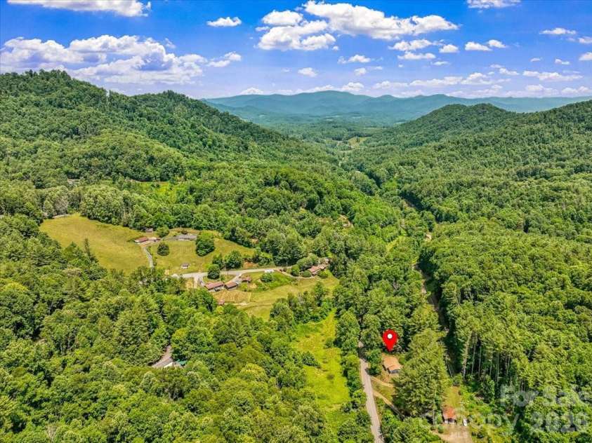 1280 Old Mine Fork Road, Burnsville, NC 28714.  MLS# CAR4400499, YatesRealty ID 13919. 