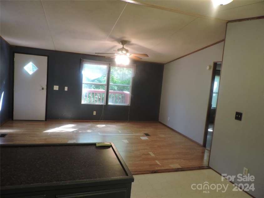 2271 Gouges Creek Road, Spruce Pine, NC 28777.  MLS# CAR4202059, YatesRealty ID 13919. Living Room