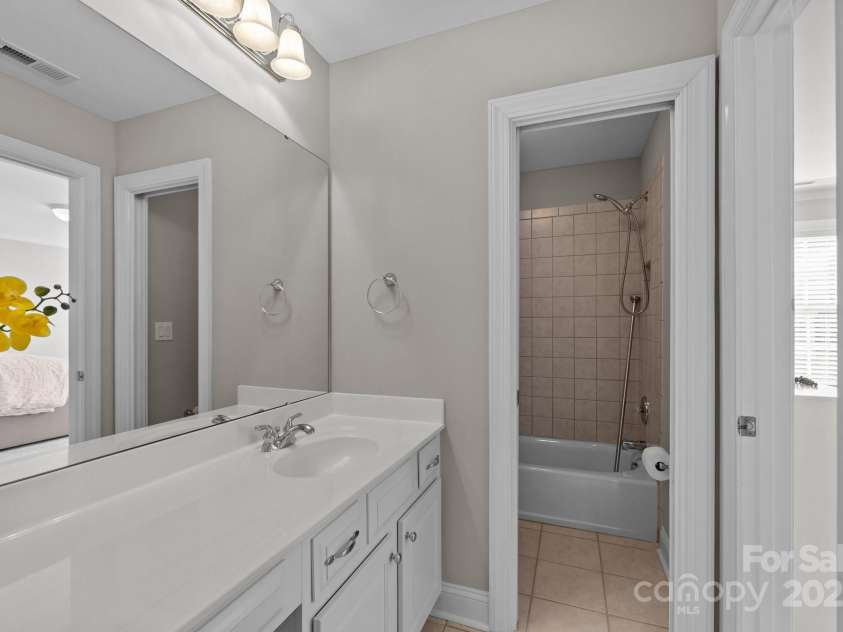7543 Bluestar Lane, Charlotte, NC 28226.  MLS# CAR4220288, YatesRealty ID 1392. 