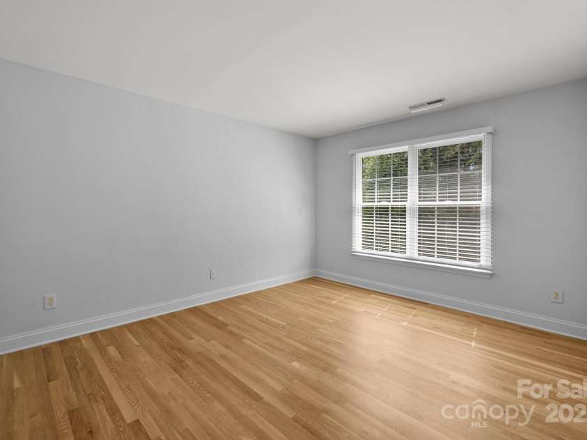 2025 Groves Edge Lane, Waxhaw, NC 28173.  MLS# CAR4252421, YatesRealty ID 13920. 