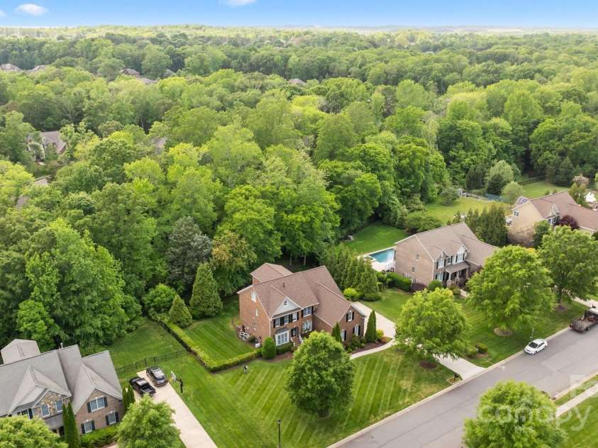 2025 Groves Edge Lane, Waxhaw, NC 28173.  MLS# CAR4252421, YatesRealty ID 13920. 