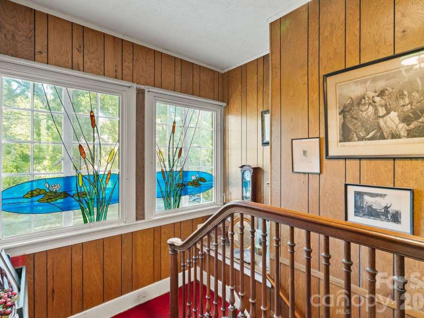 414 Beaucatcher Road, Asheville, NC 28805.  MLS# CAR4314070, YatesRealty ID 13920. 