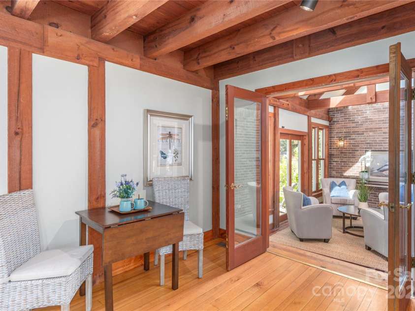 353 Dingle Creek Lane, Asheville, NC 28803.  MLS# CAR4258995, YatesRealty ID 13922. 