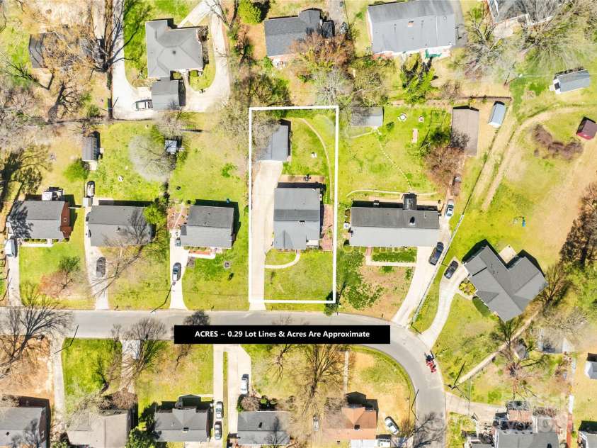 1912 Old West Lane, Gastonia, NC 28052.  MLS# CAR4239885, YatesRealty ID 13923. 