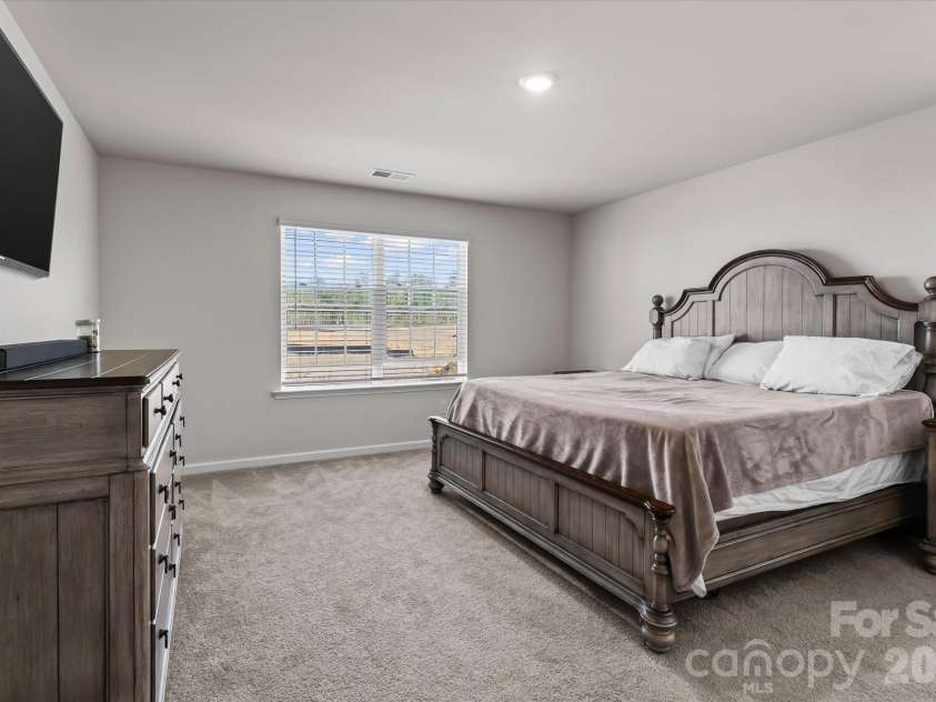 7418 Echoing Hills Lane, Maiden, NC 28650.  MLS# CAR4358431, YatesRealty ID 13923. 