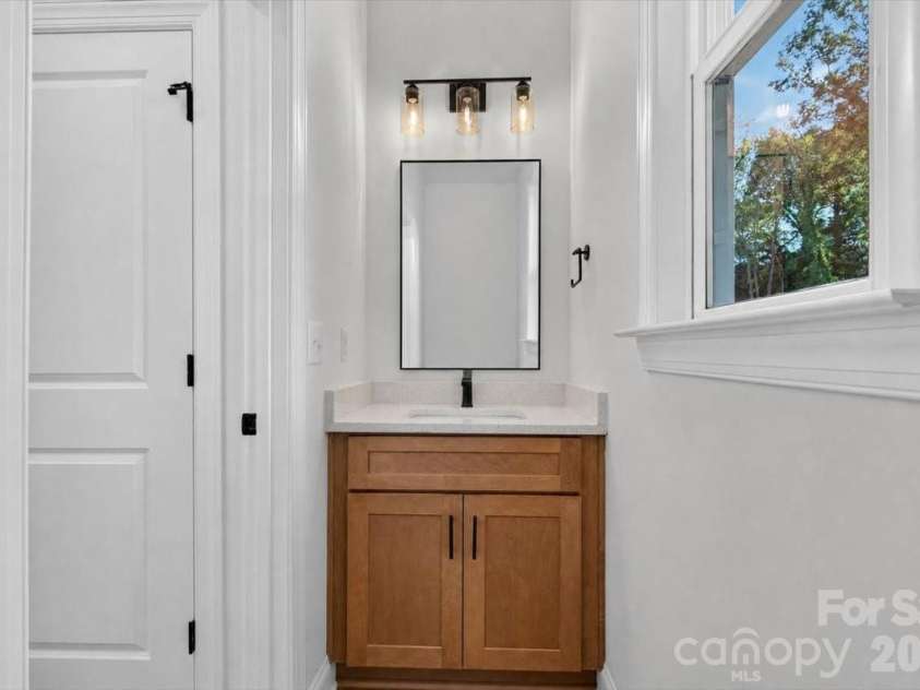 213 Knot Street, Shelby, NC 28150.  MLS# CAR4352838, YatesRealty ID 13924. Half bath on Main