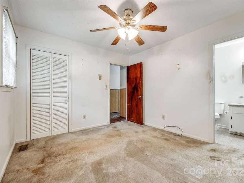 3491 Mcconnells Highway, Rock Hill, SC 29732.  MLS# CAR4250576, YatesRealty ID 13925. 