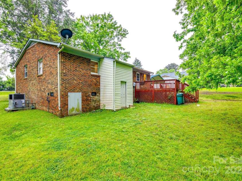3491 Mcconnells Highway, Rock Hill, SC 29732.  MLS# CAR4250576, YatesRealty ID 13925. 