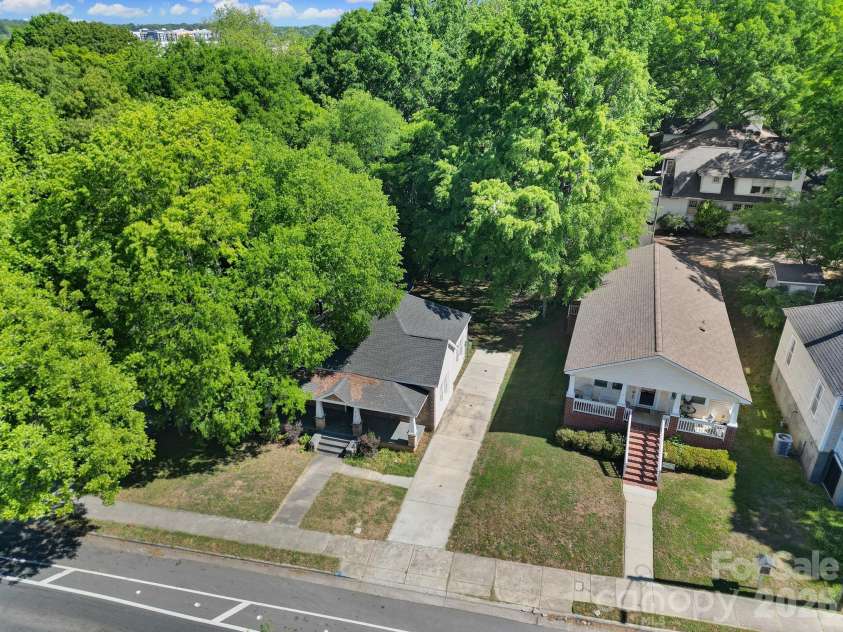 815 Parkwood Avenue, Charlotte, NC 28205.  MLS# CAR4371000, YatesRealty ID 13926. 
