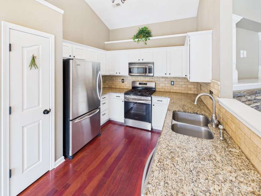 105 Milroy Lane, Mooresville, NC 28115.  MLS# CAR4355248, YatesRealty ID 13927. 