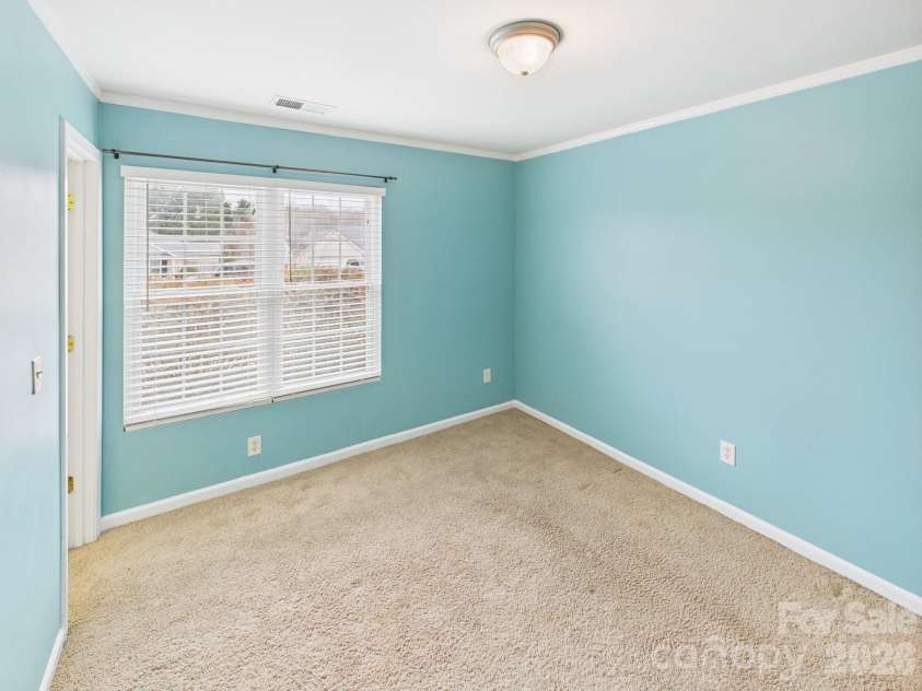 105 Milroy Lane, Mooresville, NC 28115.  MLS# CAR4355248, YatesRealty ID 13927. 