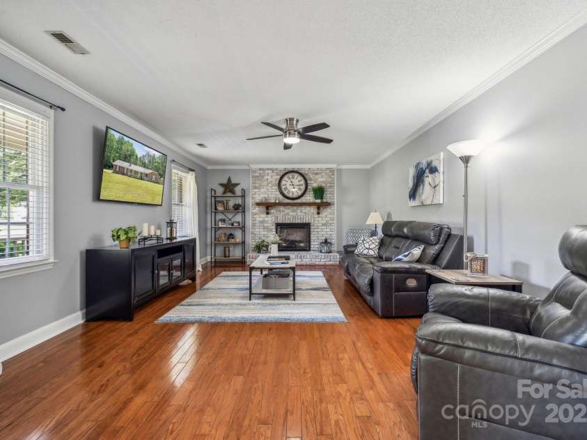 1753 Elmwood Drive, Rock Hill, SC 29730.  MLS# CAR4257327, YatesRealty ID 13927. 
