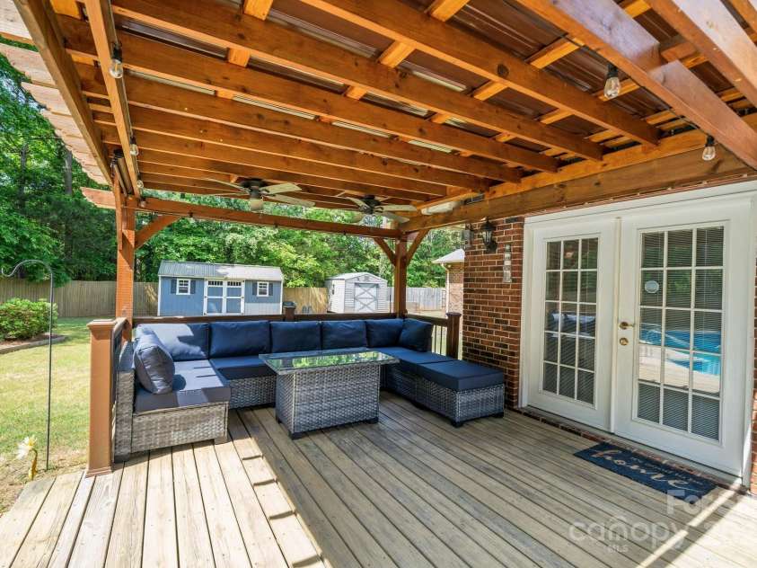1753 Elmwood Drive, Rock Hill, SC 29730.  MLS# CAR4257327, YatesRealty ID 13927. 